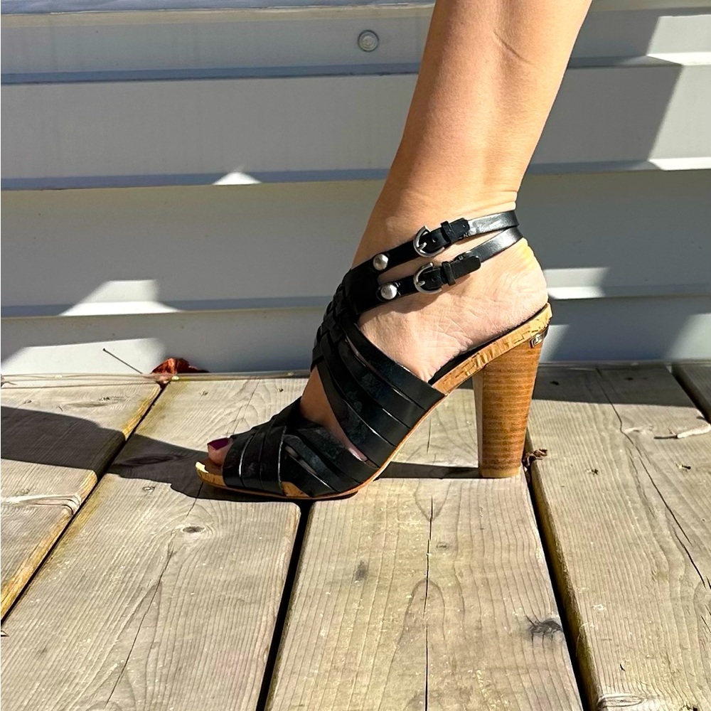 Coach Leather sandals size 10